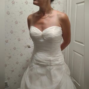 Simple Ethereal Dress - Angelina Bridal Couture